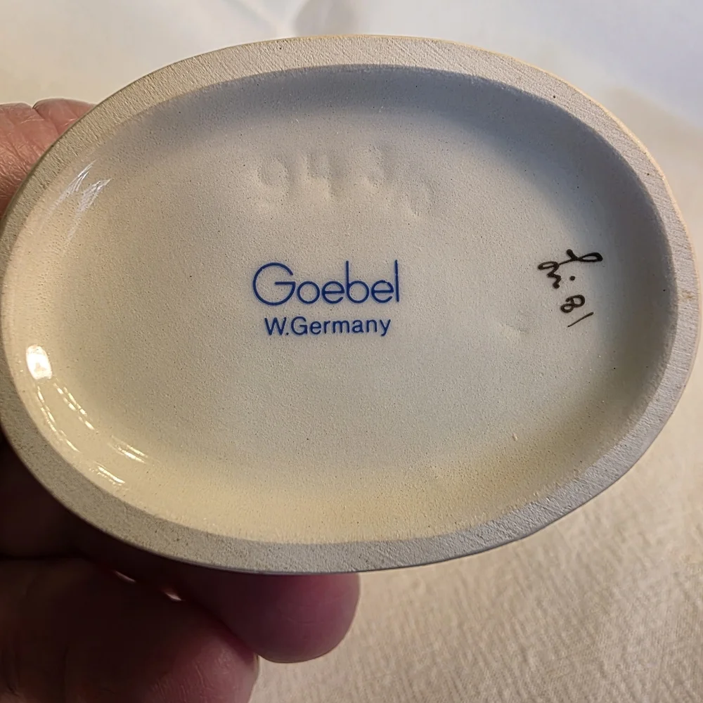 Vintage Goebel Hummel Surprise Hansel And Gretel Figurine TMK 6